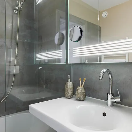 Pantheon Palace By Wp 4*