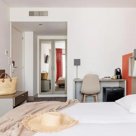 Pantheon Palace By Wp Hotel