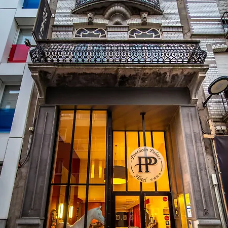 Pantheon Palace By Wp