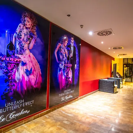 Pantheon Palace By Wp