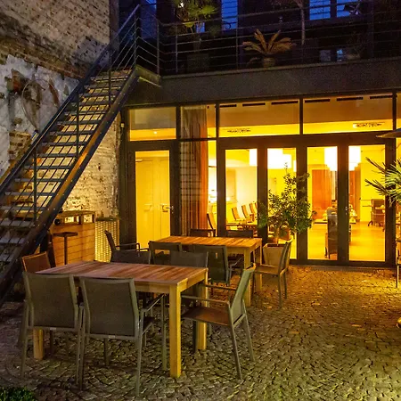 Pantheon Palace By Wp Hotel