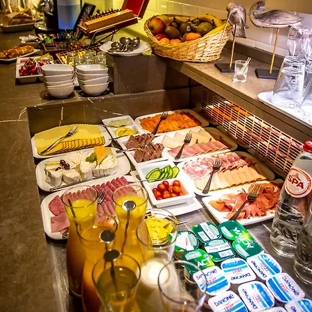 Pantheon Palace By Wp Hotels 4* بلانكنبرخ