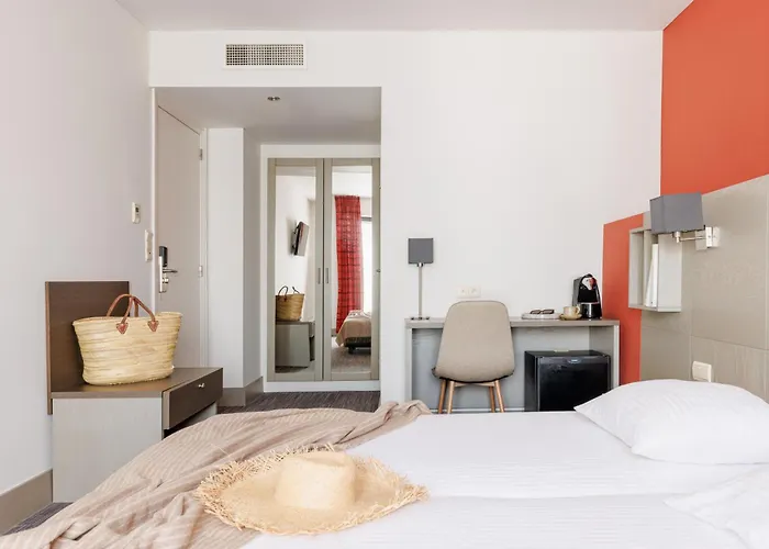 Pantheon Palace By Wp Hotels Hotel